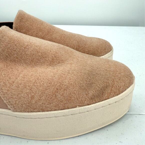 NEW Vince Women's Warren Camel Tan Platform Slip-On Sneakers Size 10 - Picture 5 of 10